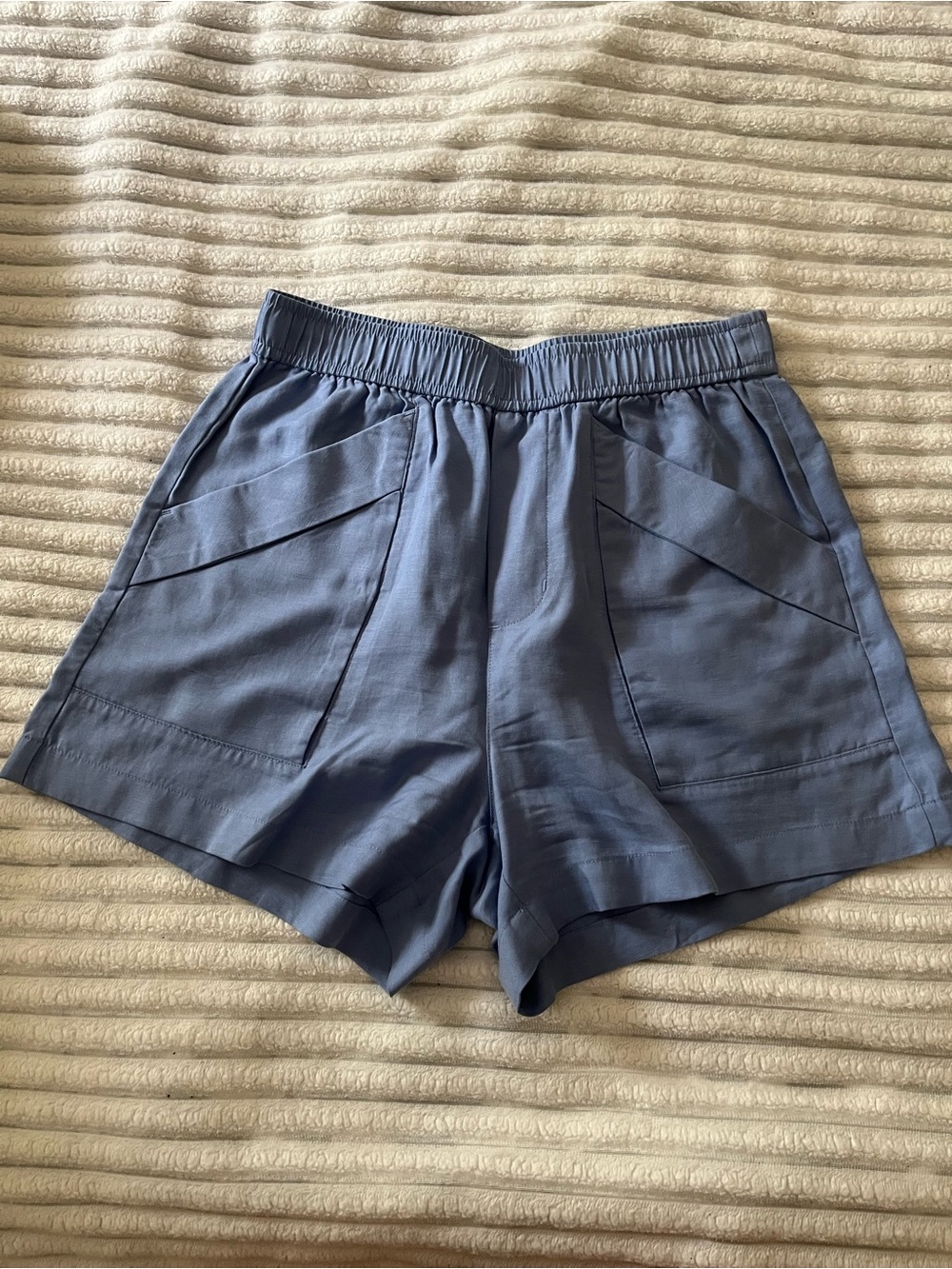 Vuori Blue Linen Blend Shorts - Picture 6 of 13